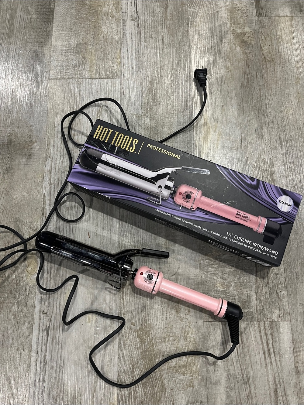 Hot Tools Professional 1 1/2 Pink Curling Iron Wand